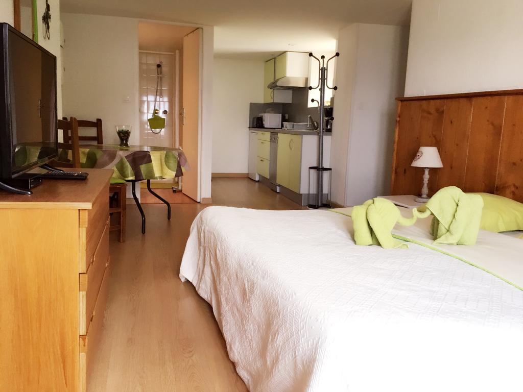 Gite Les Cariolettes Font-Romeu-Odeillo-Via Exterior photo