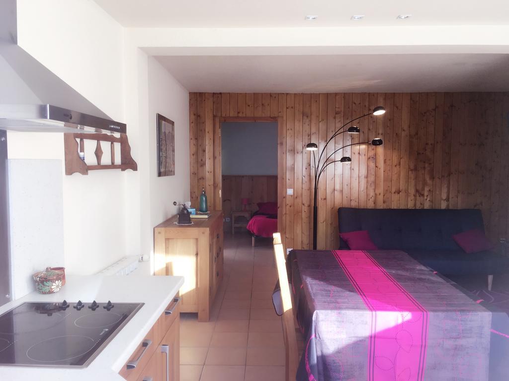 Gite Les Cariolettes Font-Romeu-Odeillo-Via Exterior photo